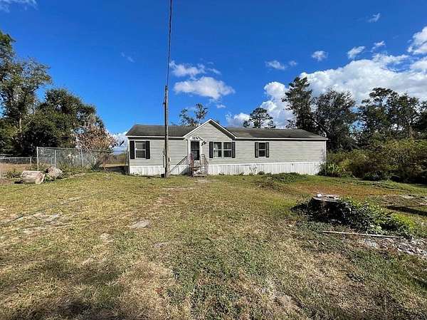 2.2 Acres of Land with Home for Sale in Valdosta, Georgia