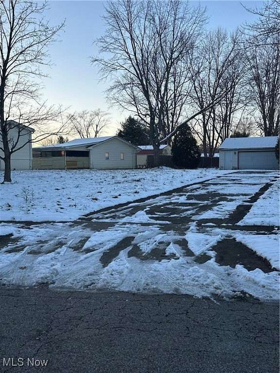 0.44 Acres of Land for Sale in Austintown, Ohio