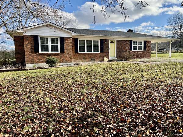 2.49 Acres of Residential Land with Home for Sale in Crab Orchard, Kentucky