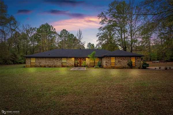 5.6 Acres of Residential Land with Home for Sale in Princeton, Louisiana