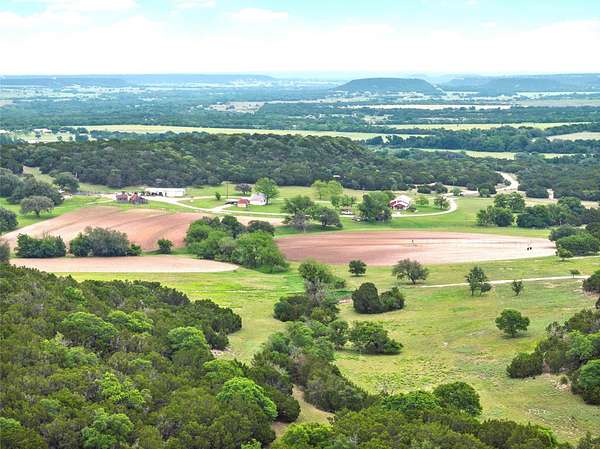108 Acres of Land for Sale in Cranfills Gap, Texas