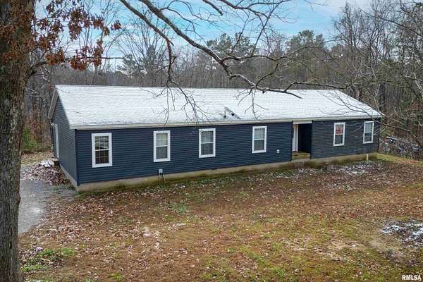 20 Acres of Land with Home for Sale in Makanda, Illinois