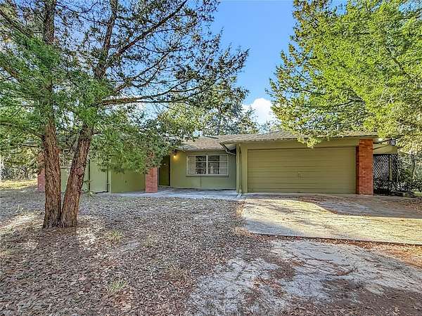 4.83 Acres of Residential Land with Home for Sale in Bronson, Florida