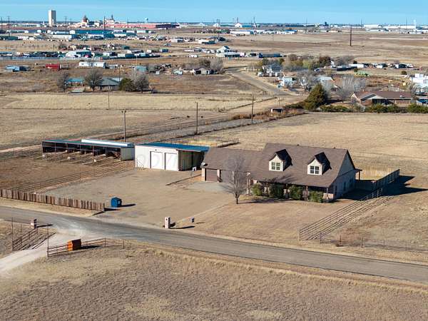 7 Acres of Land with Home for Sale in Amarillo, Texas