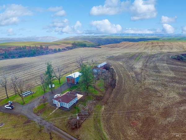 2.2 Acres of Residential Land with Home for Sale in Kendrick, Idaho