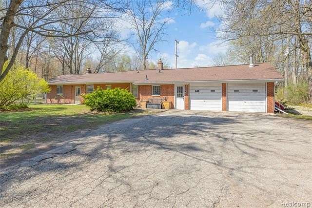 18.3 Acres of Recreational Land with Home for Sale in Romulus, Michigan