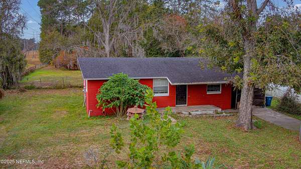 3.22 Acres of Residential Land with Home for Sale in Jacksonville, Florida