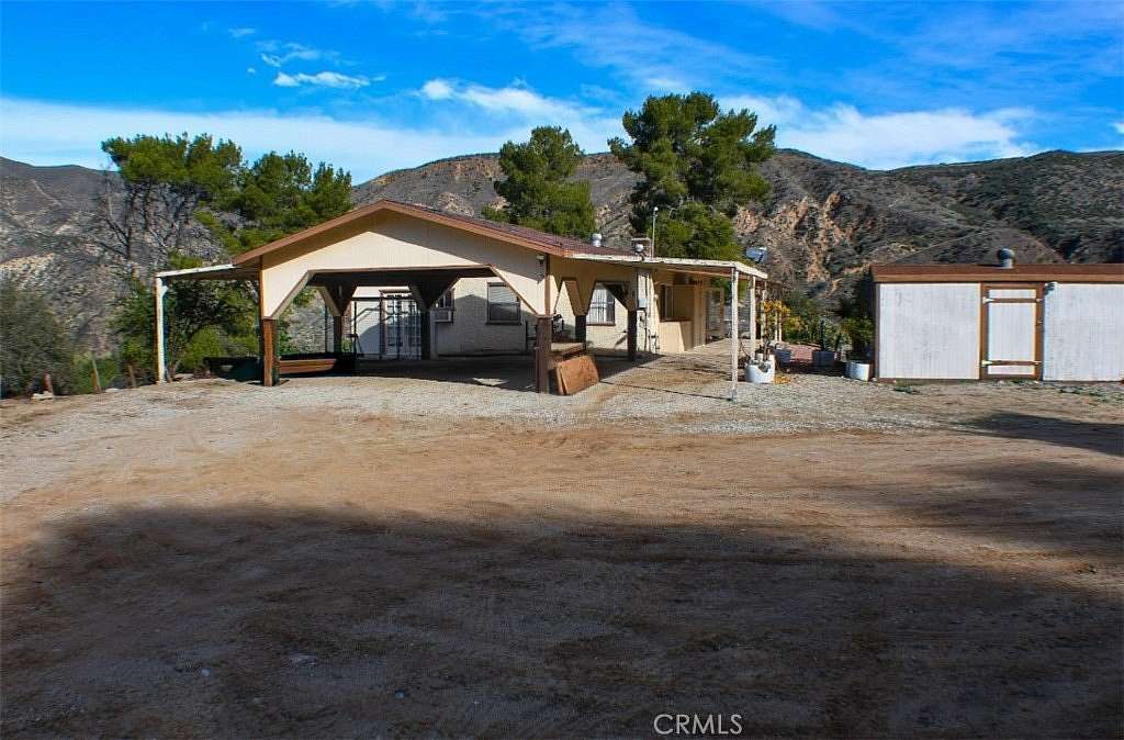 20.3 Acres of Land with Home for Sale in Santa Clarita, California