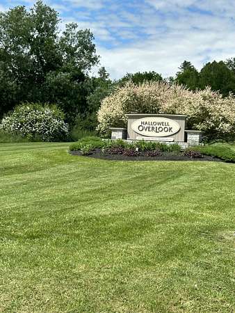 1 Acre of Residential Land for Sale in Hallowell, Maine