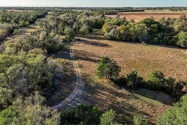62.3 Acres of Land for Sale in Winchester, Texas