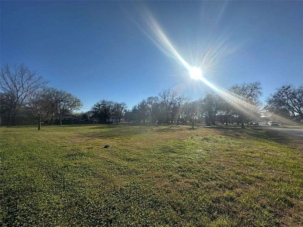 0.29 Acres of Land for Sale in Ennis, Texas