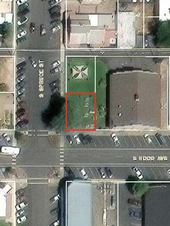 0.06 Acres of Commercial Land for Sale in Sisters, Oregon
