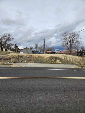 0.23 Acres of Commercial Land for Sale in Madras, Oregon