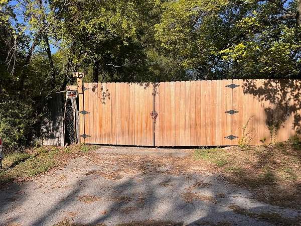 0.42 Acres of Land for Sale in Lancaster, Texas