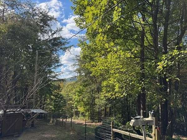 9 Acres of Land with Home for Sale in Turtletown, Tennessee