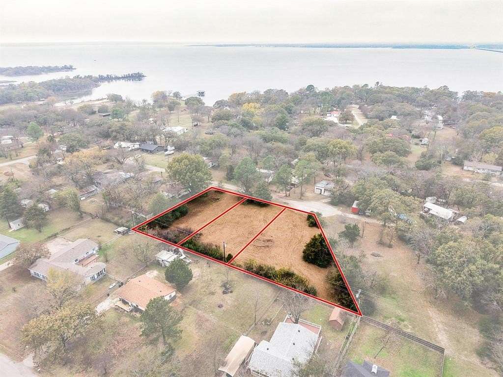 0.98 Acres of Land for Sale in East Tawakoni, Texas