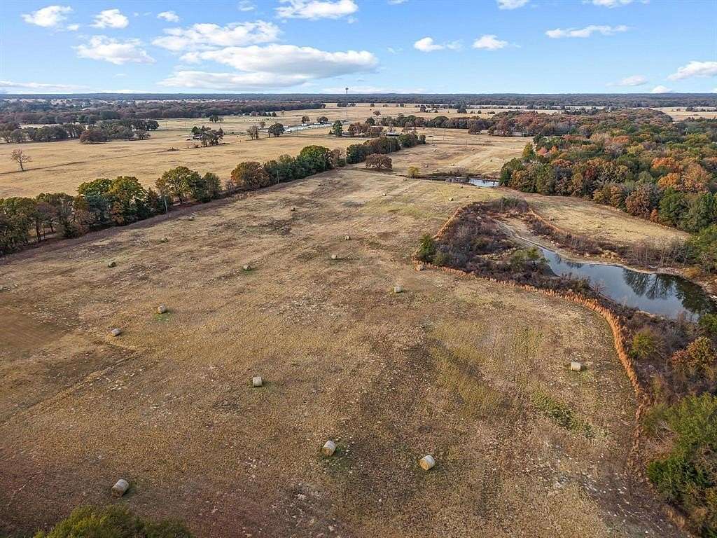 31.2 Acres of Recreational Land & Farm for Sale in Telephone, Texas