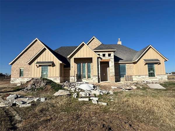 2 Acres of Residential Land with Home for Sale in Decatur, Texas