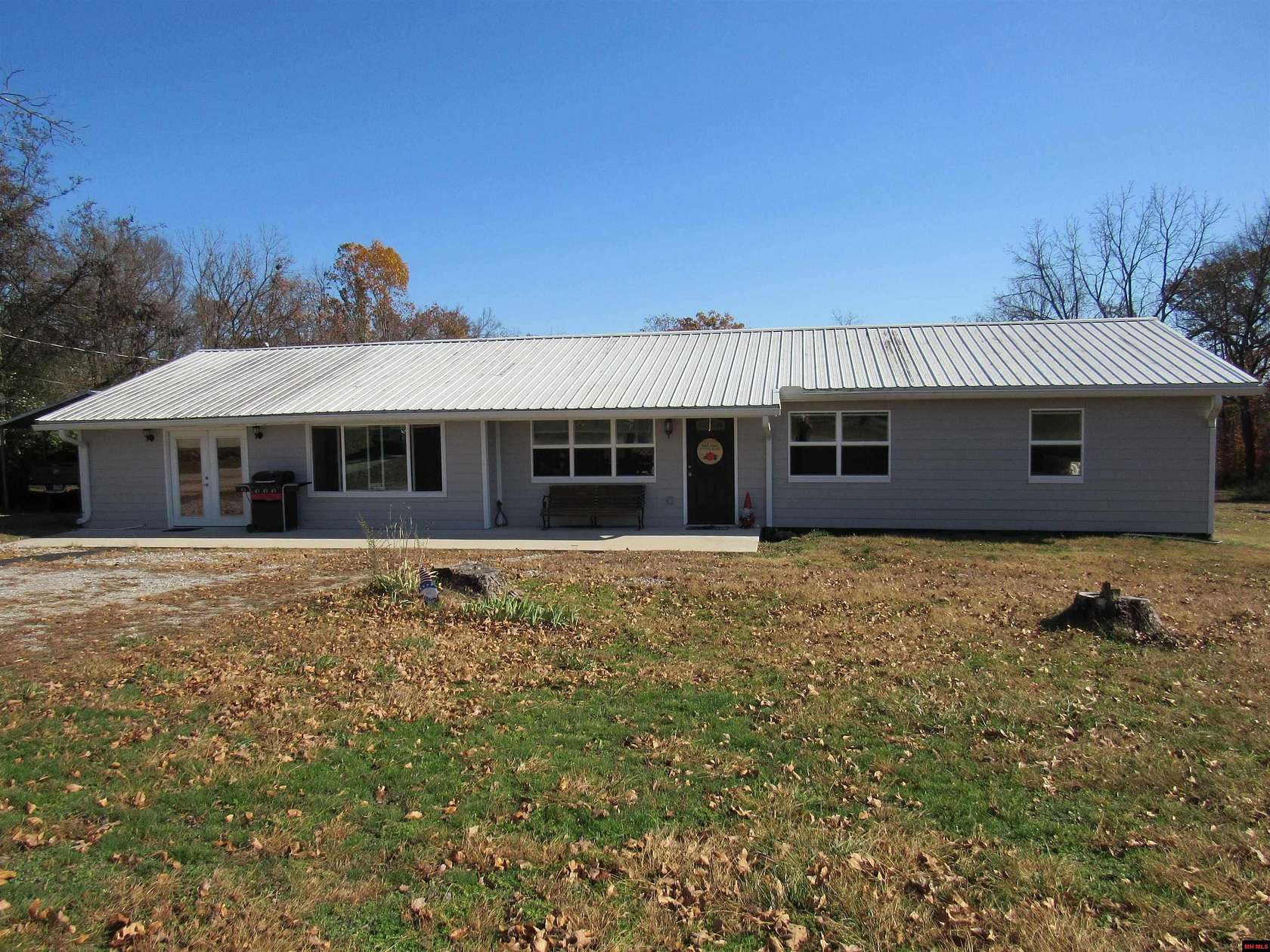 2.5 Acres of Residential Land with Home for Sale in Yellville, Arkansas