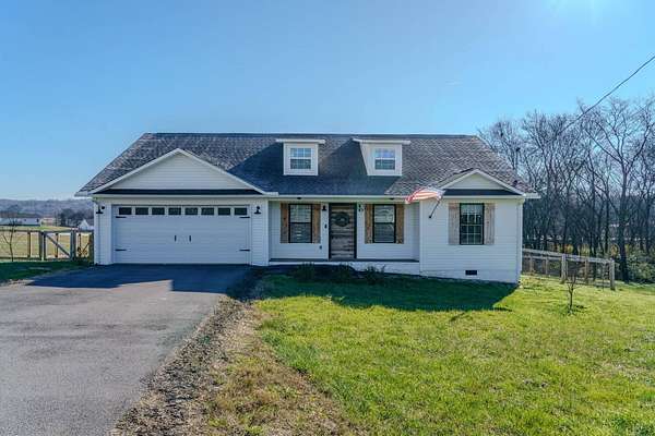 1.66 Acres of Residential Land with Home for Sale in New Market, Tennessee