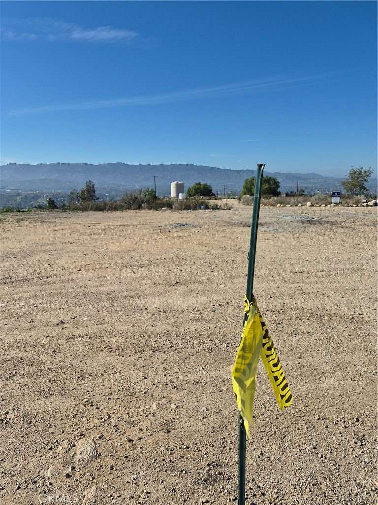 0.29 Acres of Land for Sale in Newhall, California