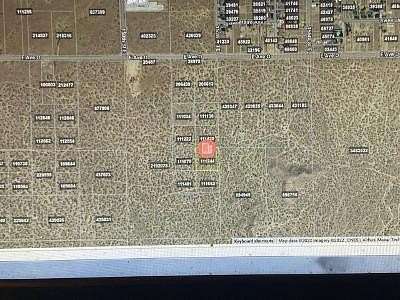 2.55 Acres of Land for Sale in Lake Los Angeles, California