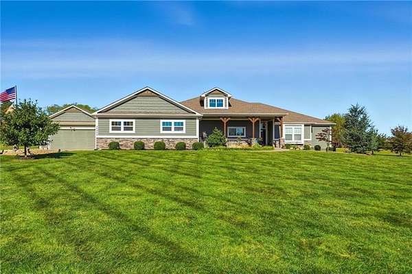 2.8 Acres of Residential Land with Home for Sale in Lee's Summit, Missouri