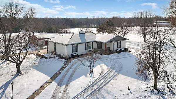 4 Acres of Residential Land with Home for Sale in Wright City, Missouri