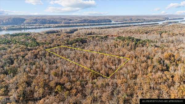 5.15 Acres of Residential Land for Sale in Waverly, Tennessee