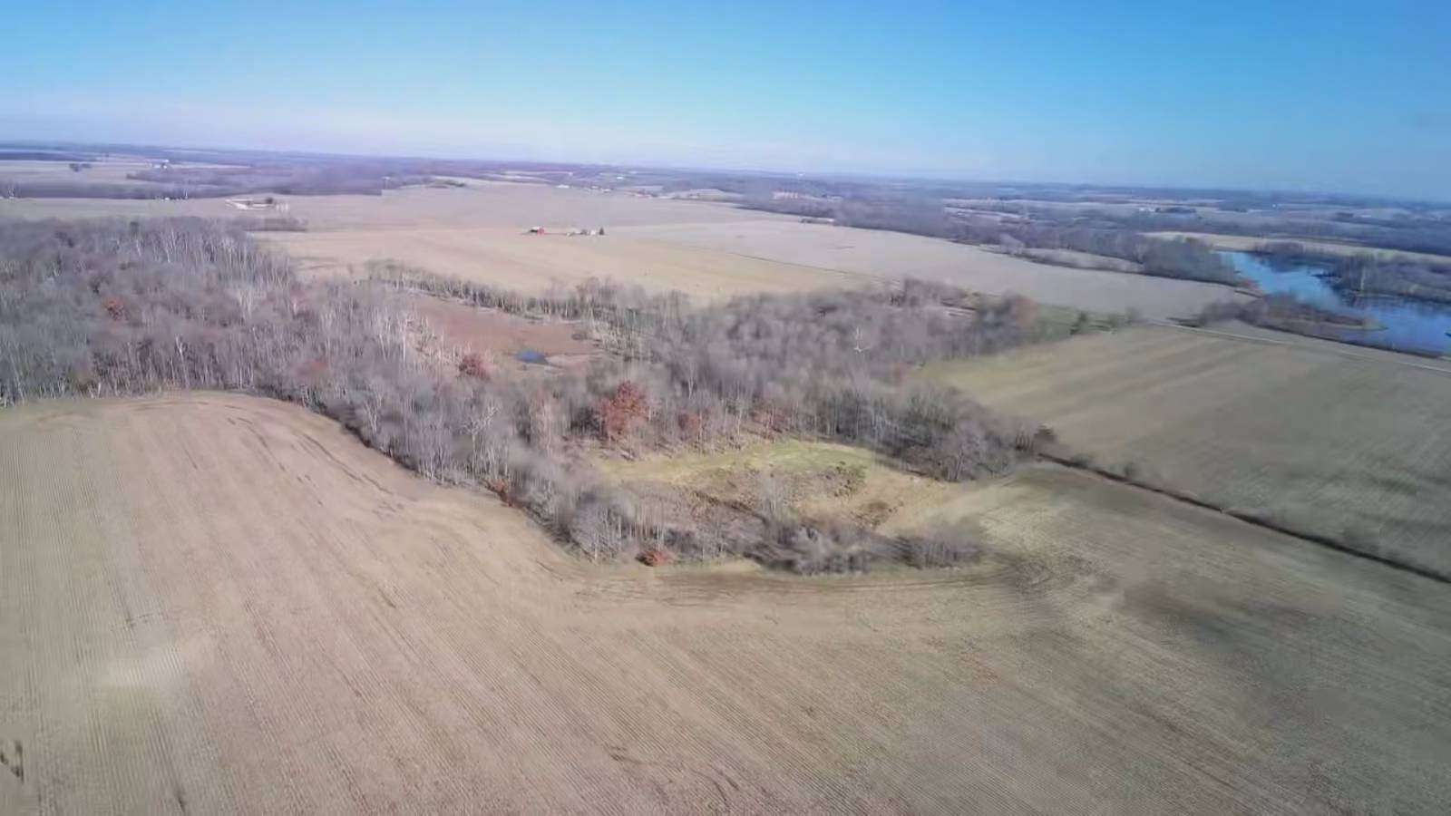 129 Acres of Agricultural Land with Home for Sale in Milton, Indiana
