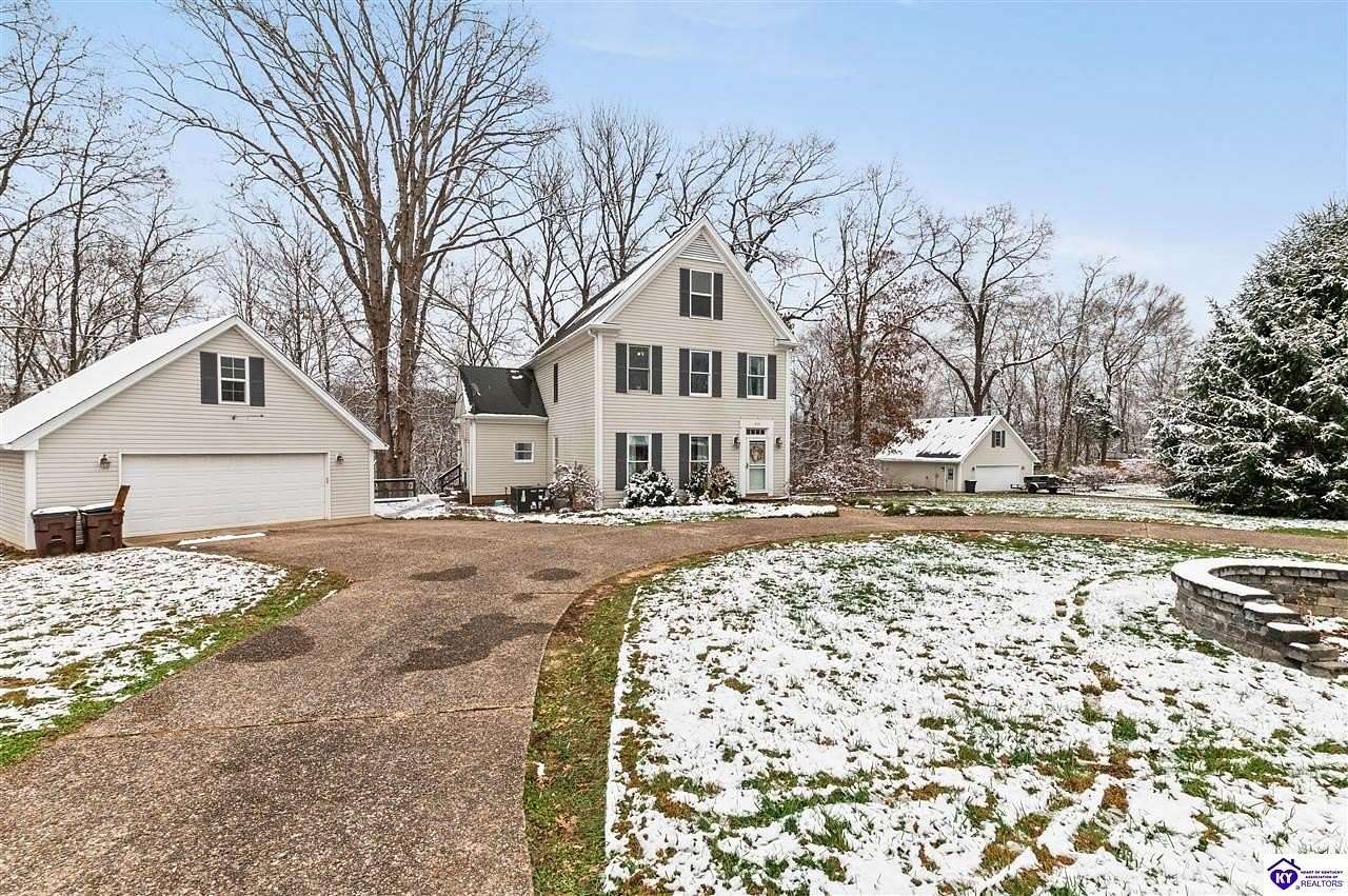 3 Acres of Residential Land with Home for Sale in Shepherdsville, Kentucky