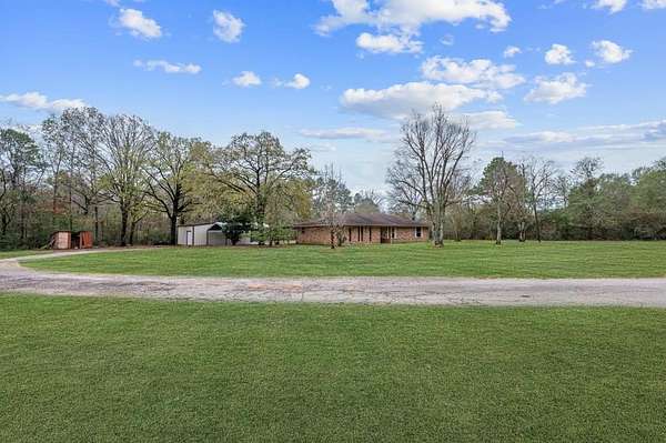 3 Acres of Residential Land with Home for Sale in Lufkin, Texas