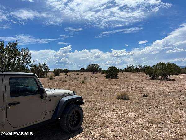 10 Acres of Land for Sale in Ash Fork, Arizona