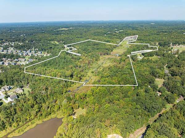 90.2 Acres of Recreational & Residential Land for Sale in Fountain Inn, South Carolina