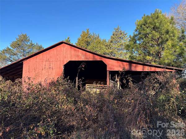 2.16 Acres of Residential Land with Home for Sale in Maiden, North Carolina