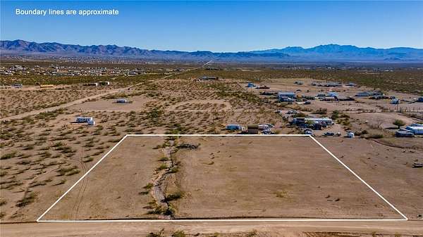 2.35 Acres of Residential Land for Sale in Golden Valley, Arizona