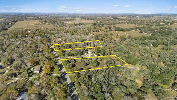3 Acres of Improved Residential Land for Sale in Somerset, Texas