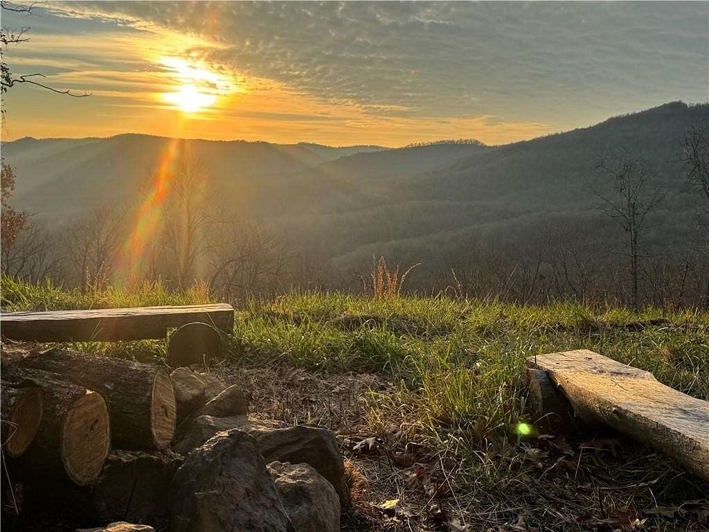 3.45 Acres of Residential Land with Home for Sale in Jasper, Arkansas