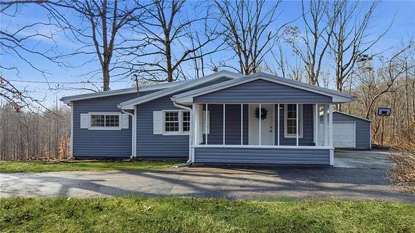 4 Acres of Residential Land with Home for Sale in Alto, Georgia