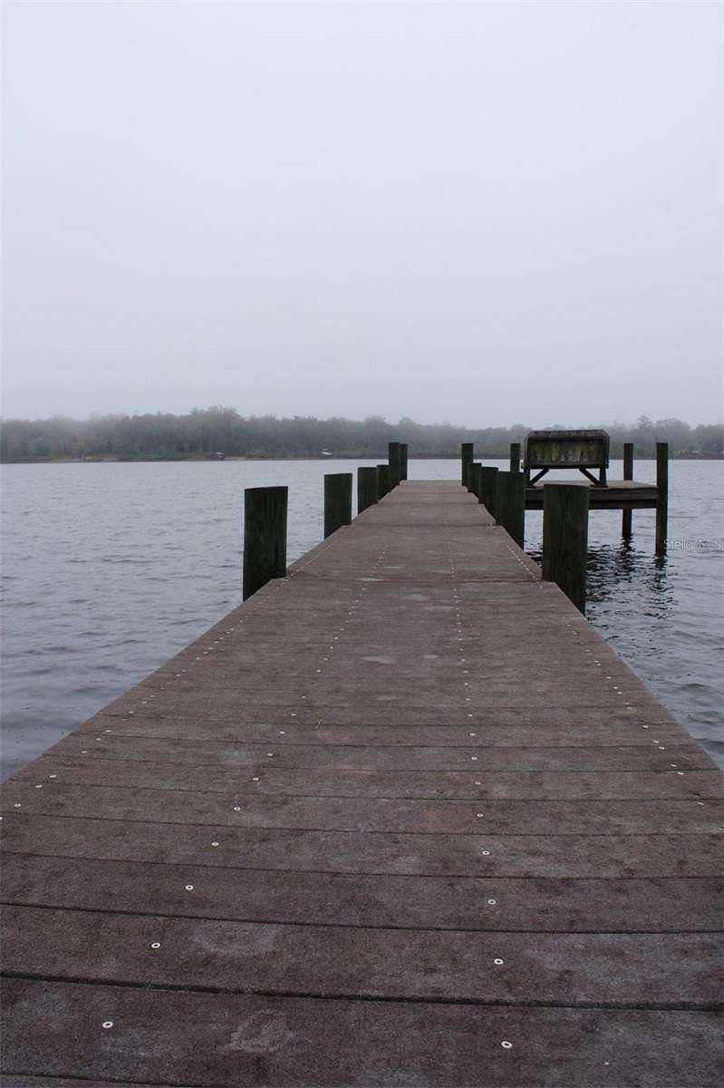 2.56 Acres of Residential Land for Sale in Hawthorne, Florida