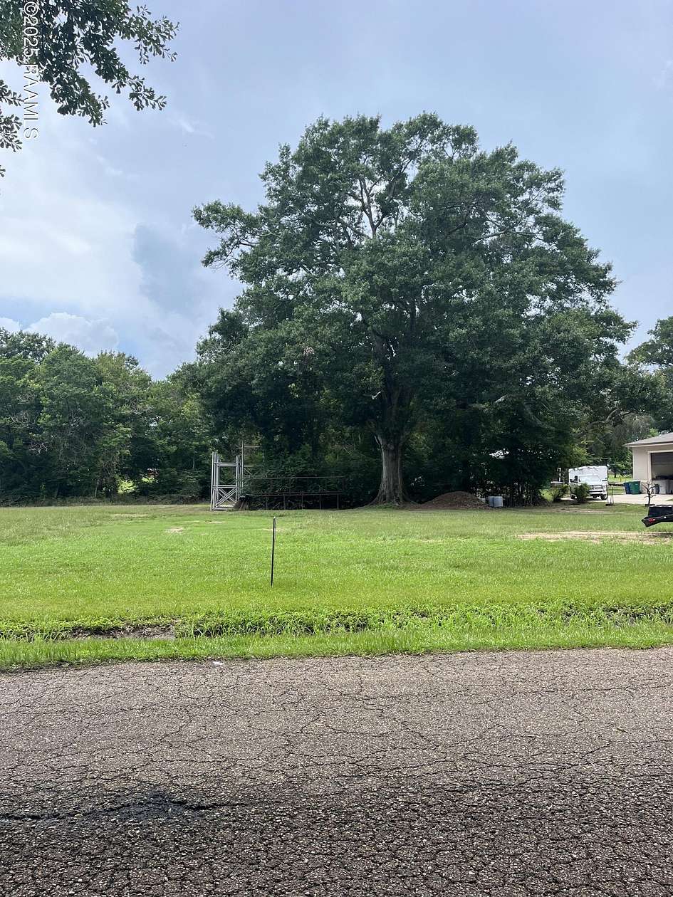 0.72 Acres of Residential Land for Sale in Youngsville, Louisiana