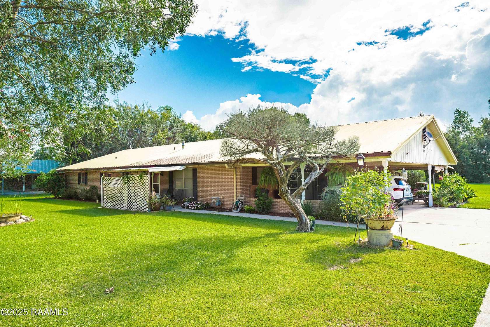 1.73 Acres of Land with Home for Sale in New Iberia, Louisiana