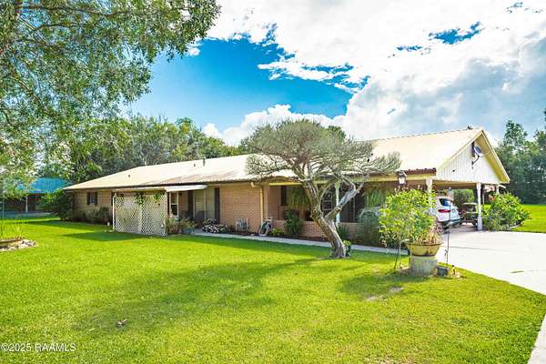 1.73 Acres of Land with Home for Sale in New Iberia, Louisiana