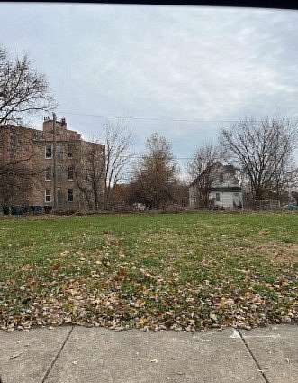 0.06 Acres of Land for Sale in Chicago, Illinois