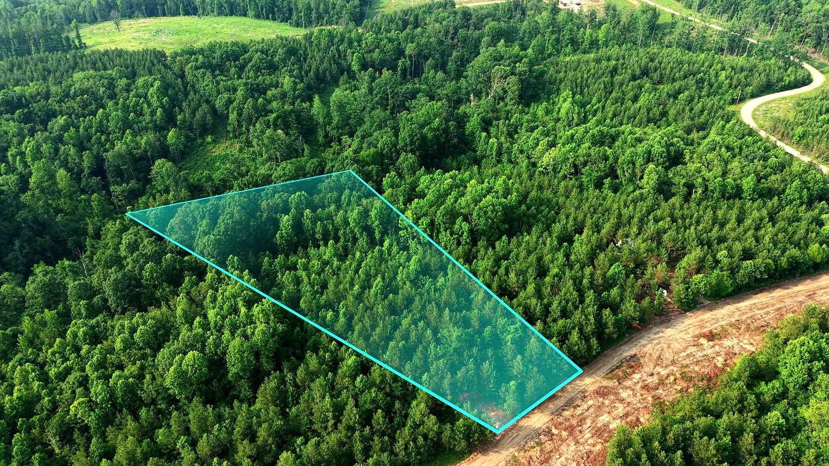 2.33 Acres of Residential Land for Sale in Dover, Tennessee