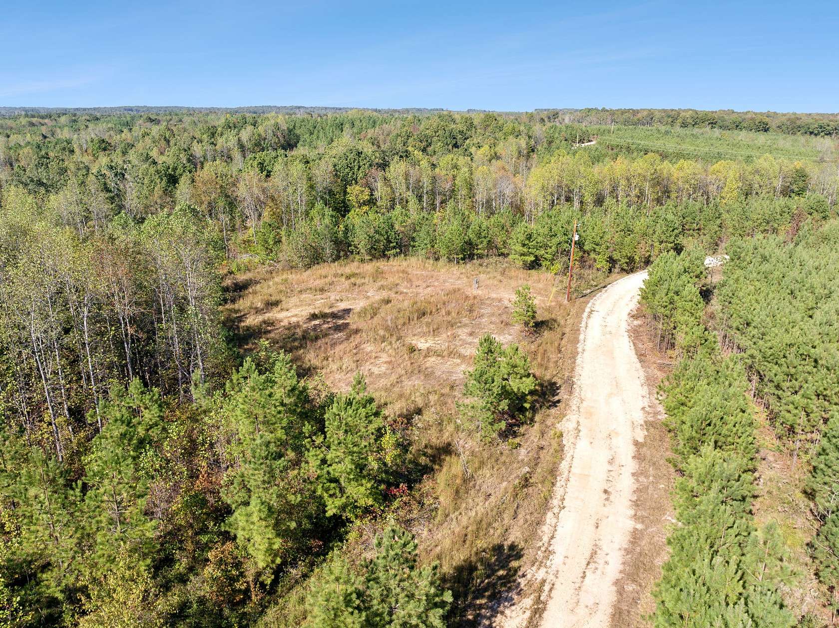 5.1 Acres of Residential Land for Sale in Dover, Tennessee