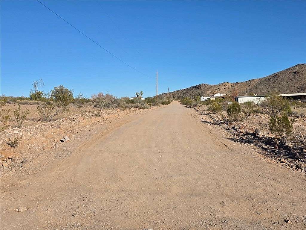2.35 Acres of Land for Sale in Golden Valley, Arizona