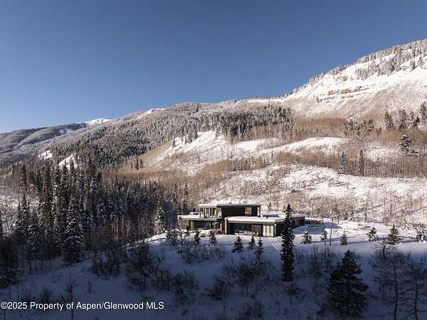 10.7 Acres of Land with Home for Sale in Aspen, Colorado