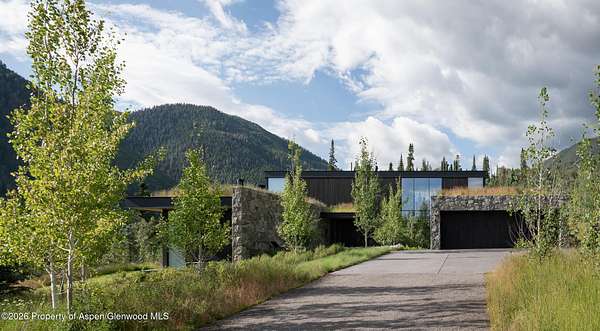 10.7 Acres of Land with Home for Sale in Aspen, Colorado