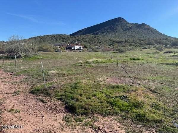 1.1 Acres of Residential Land for Sale in New River, Arizona